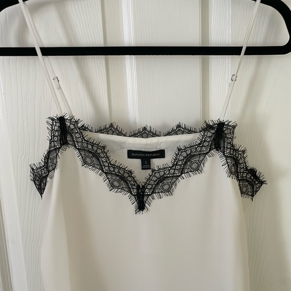 Banana Republic Tops - Dressy shirt